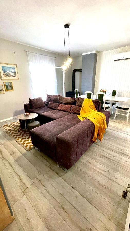 Apartment For 6 + Free Parking Place ザダル エクステリア 写真