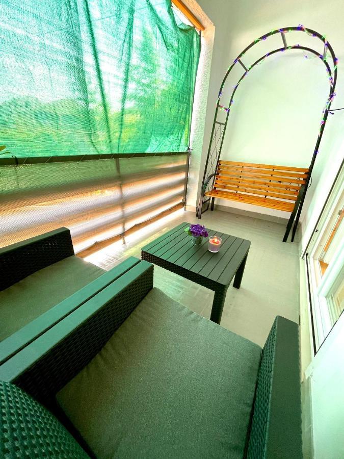 Apartment For 6 + Free Parking Place ザダル エクステリア 写真